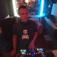 Mixa @ Ölkeller twitch-livestream 28.08.2021 melodic deep house rising to techno
