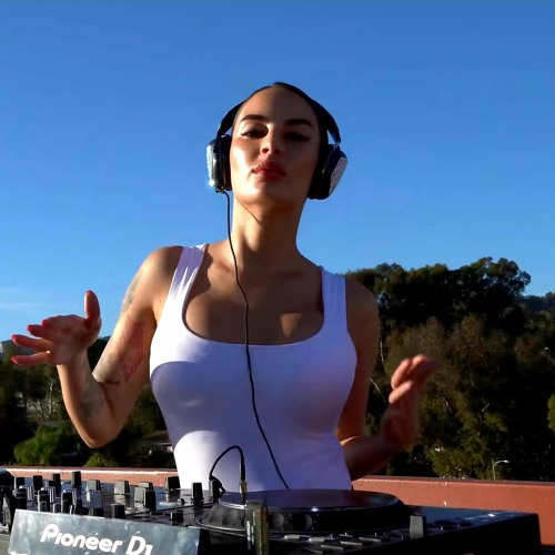 DeepMe - Live @ California, Los Angeles _ Melodic Techno & Progressive House  Dj Mix.mp3