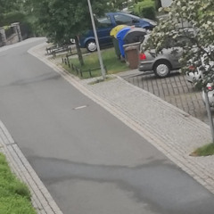 Junkzz - @ZeulenrodaBeimKollegenWeilsDraußenRegnet
