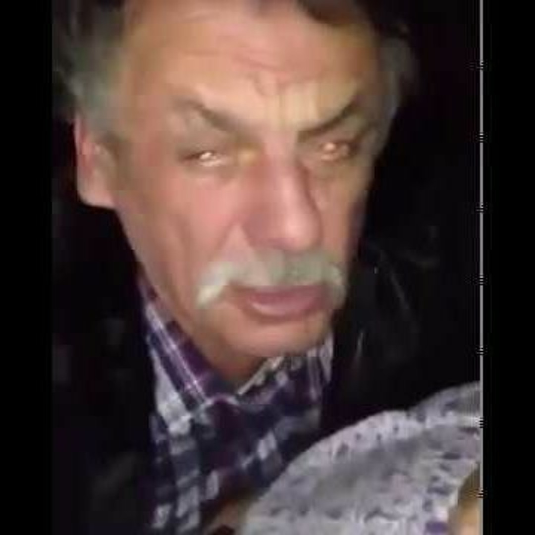 Әдемі қызыл шашты қызбен жыныстық қатынас