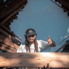 Wicked Woods 2024: The Portal, Saturday opening set