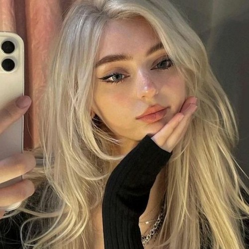 KIS KECE LÁNYOM
