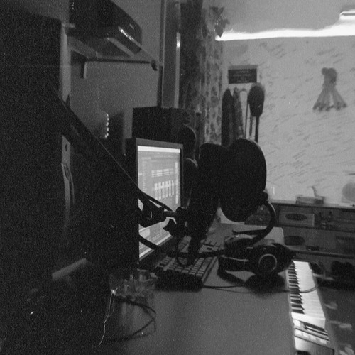 Stream Wonderwall (Live At The Haunted House) by Andrés Castro | Listen