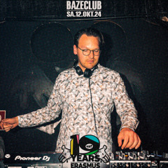 Erasmus at 19 Years BAZECLUB
