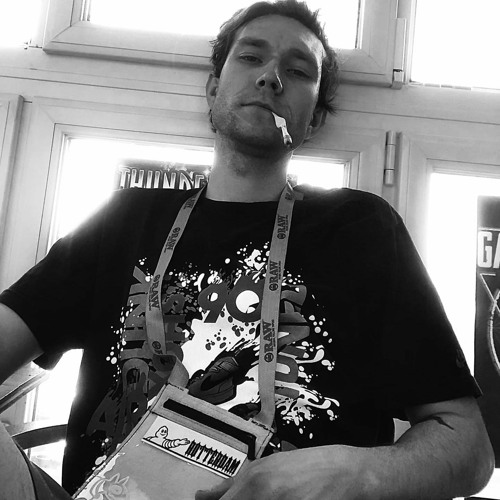 Kelli Nelson & Kaigerda - UpError