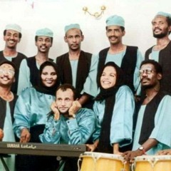 عقد الجلاد - ودود الإبتسامة