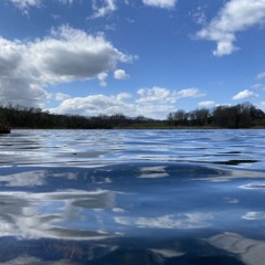 Un Lac Sans Reflet