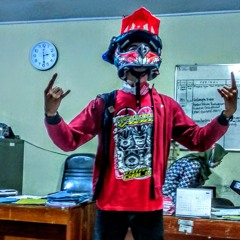 Erwin Saz - Mana Kopinya Cover By 3Pemuda Berbahaya.mp3