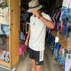 MC VICK-FODE GOSTOSO COMIGO-{DJ HT DOS PREDINHOS O ASTRO DO BAILE DO MUNDEL}.mp3