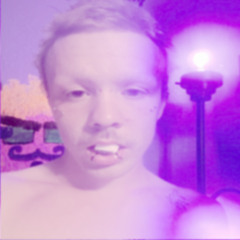 there is something wrong. fuck i look like worshipping sumthing