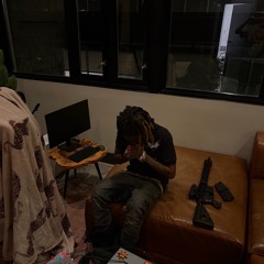 runnagirl [p. opmbabi] - skaiwater