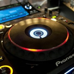 Dylan Viancha Ft. Karsajan - Don't Call Me (Original Mix)