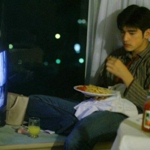 비워진 잔들과 지워진 밤