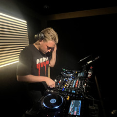 George - Midweek Madness Promo Mix #003.WAV