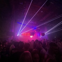 HOUSE🕺🏼