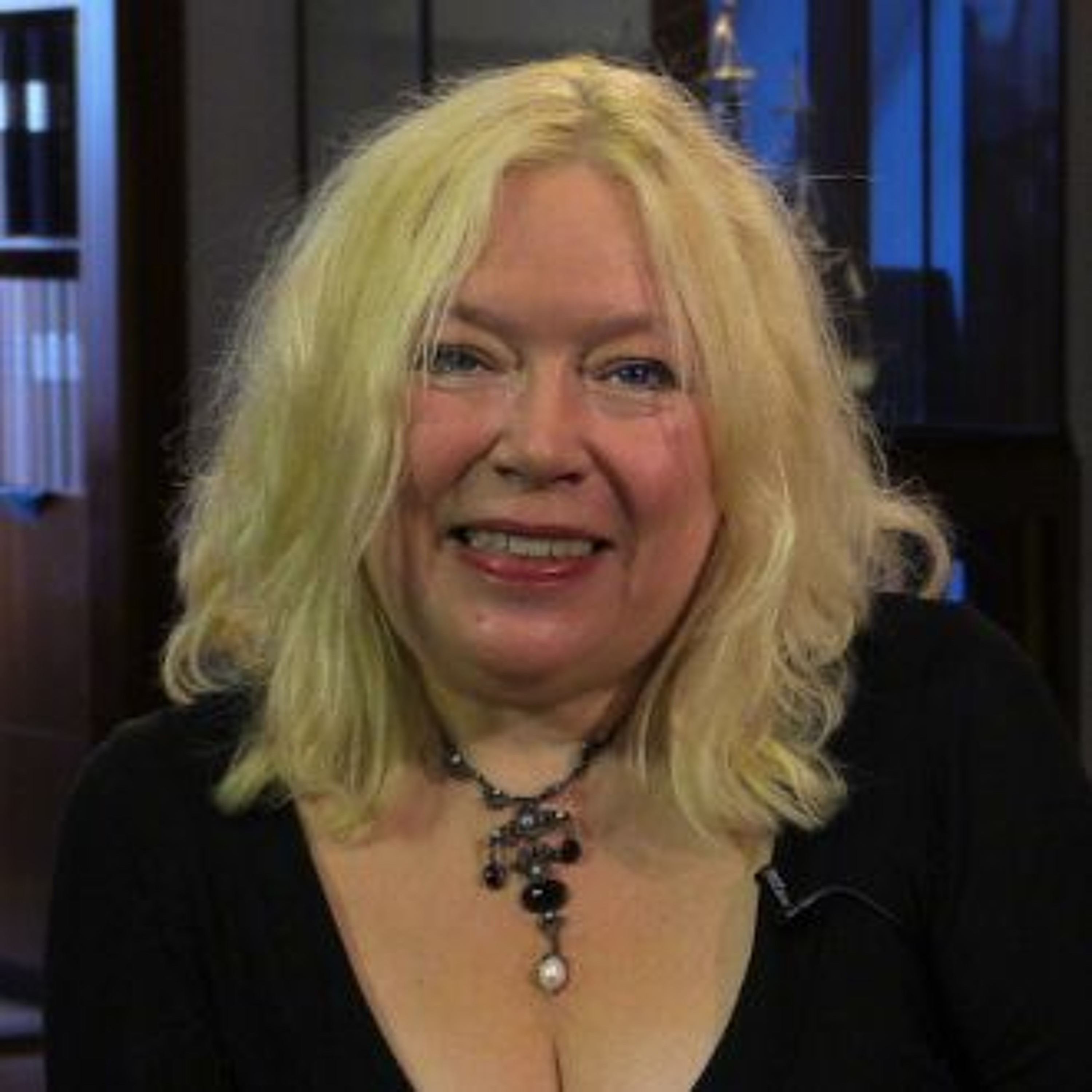 Podcastbild: Luthersson läser världslitteraturen 2015 – Om Alexander den store med Eva-Carin Gerö