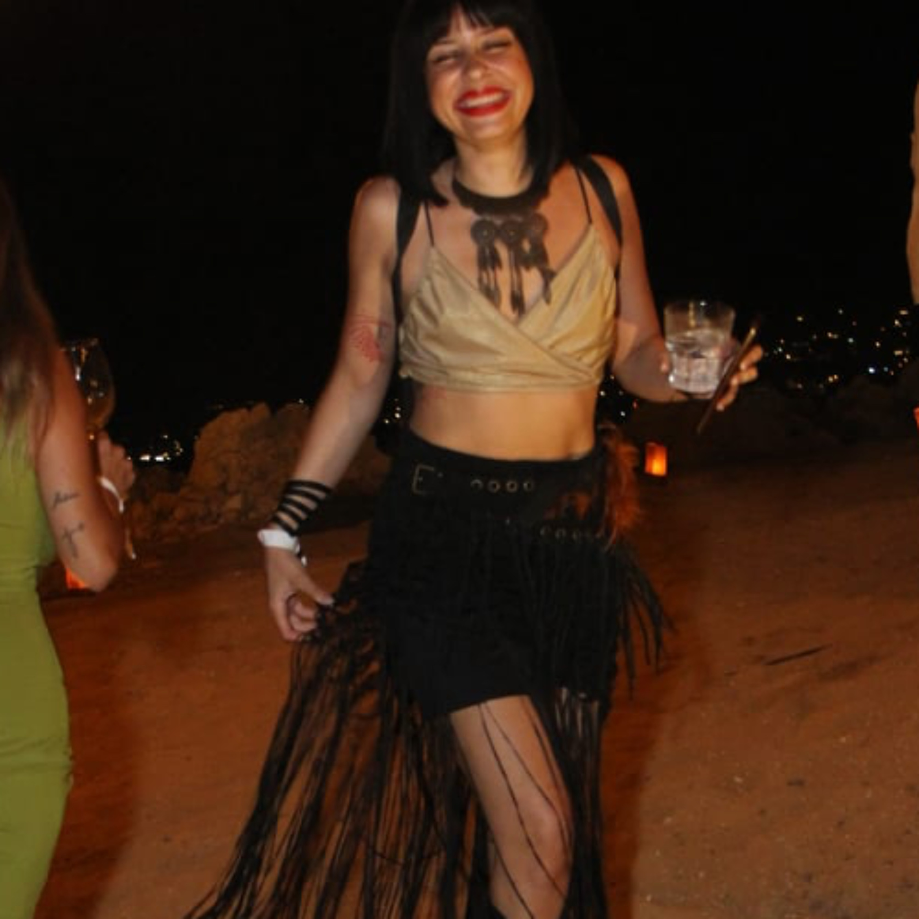 Chloe H. Live@Almaza Bay, Takeover closing for Karno & The Band episode artwork