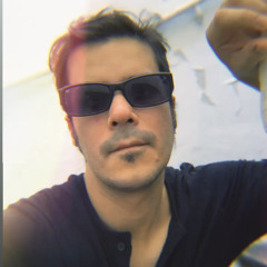 Corazón Atómico (Zoé)