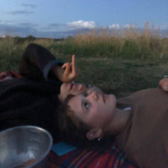 لكنّك أقرب منّي لي..