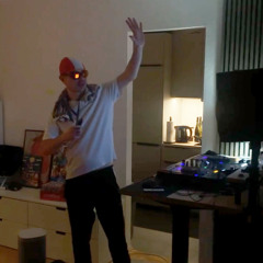 DJ Beckenrand Toms Reise durch die Nacht 🚀