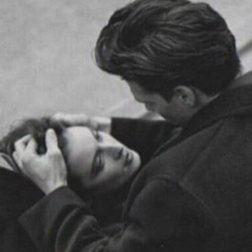 ‏حبيب عمري جعل يوميَ قببل يومك .