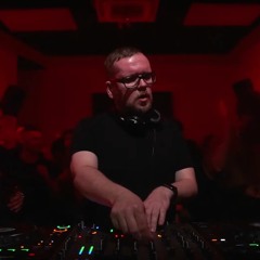 Alexander Kowalski DJ Set at Flug Invites #17 at Bridge 48 Barcelona
