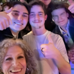 Hela min värld är upp och ner (L8<3)