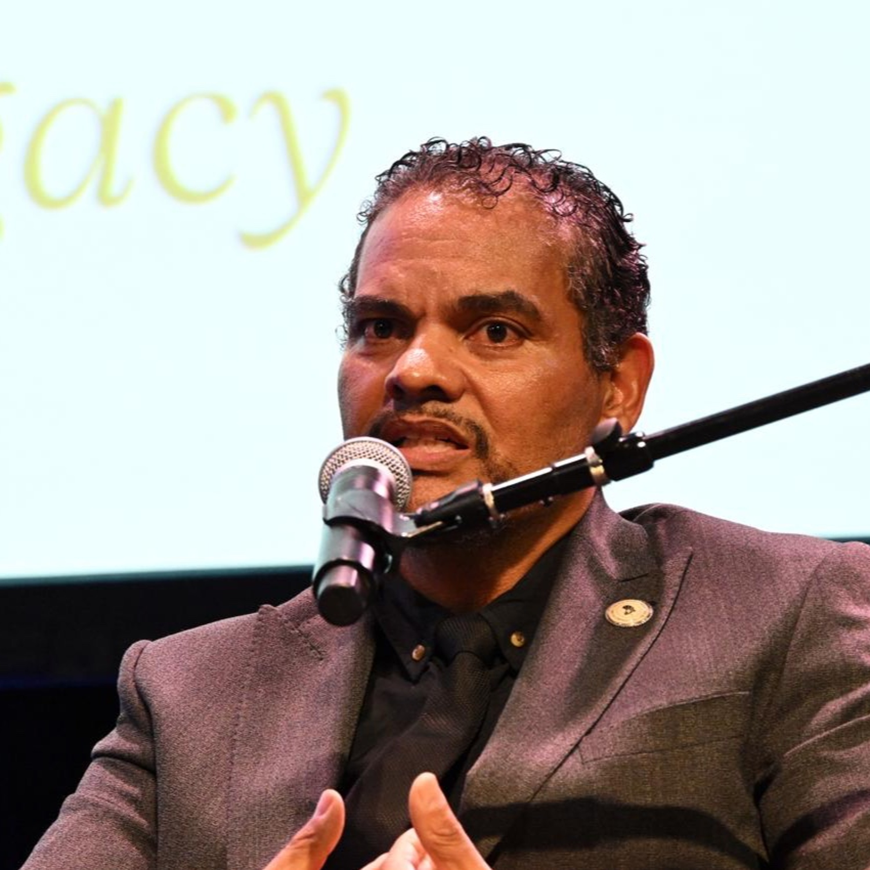 Redi Thlabi in conversation with Deputy Minister Alvin Botes at the Inaugural Nelson Mandela Global Leadership Forum