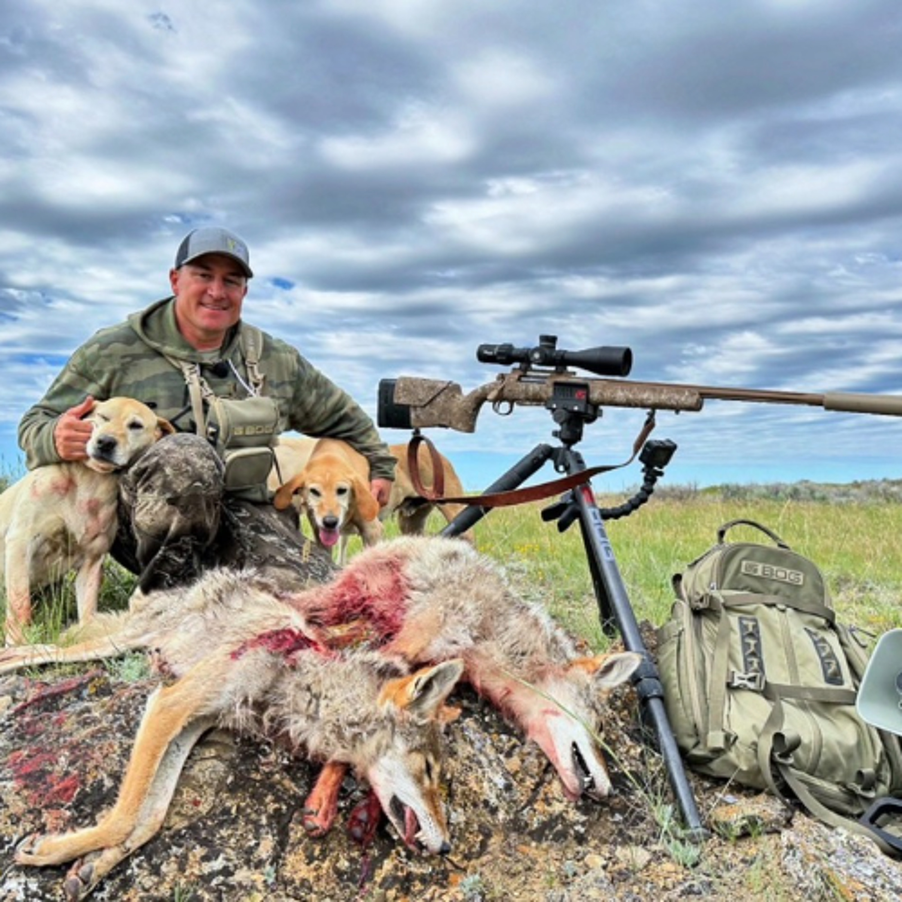Predator Pros Episode 104: Decoy Dogging Tactics with Levi Johnson and Logan Sluggett
