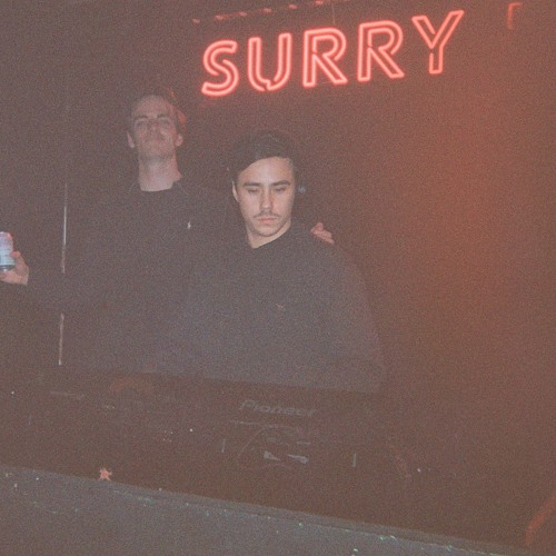 Surry HQ Radio 4 by Cob
