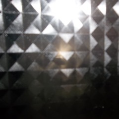 a light 3269032863920661243