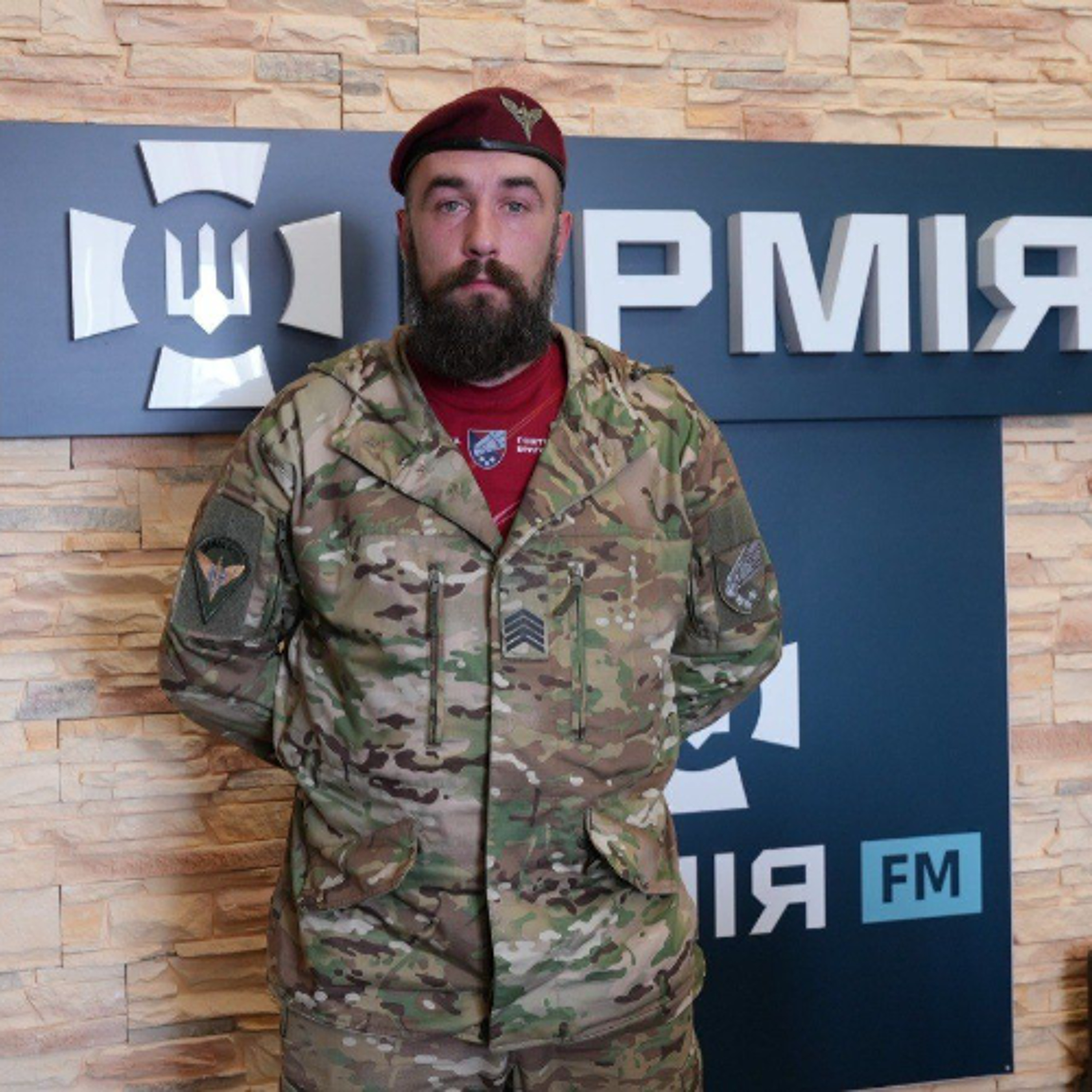 Під вибухи: інструктор ДШВ розповів, як готують сержантів нового покоління