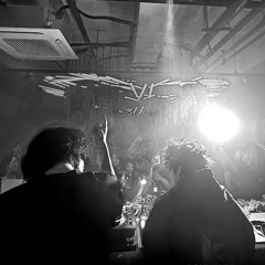 Winny [saint miller flip]