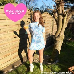 Molly Mouse Vibes 007