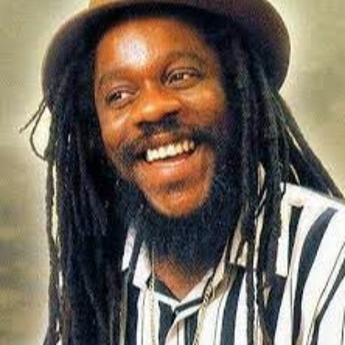 THE BEST OF DENNIS BROWN