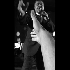 "منوتي ليتك معي"