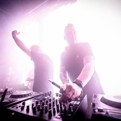 Subgate & Tomas Sinn@Bday Bash 11.2.2022 Distrikt7