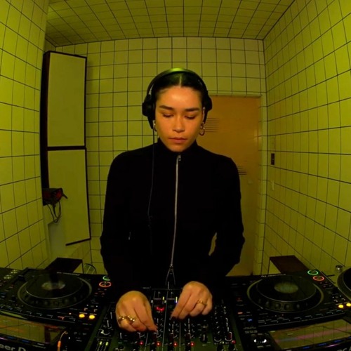 Danielle | HÖR - Mar 3 / 2023