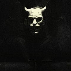Light to Dark - Corbeau Hangs