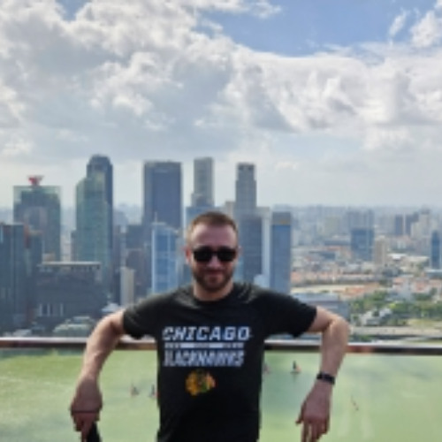 How Artur Gronus Makes Financial Architecture