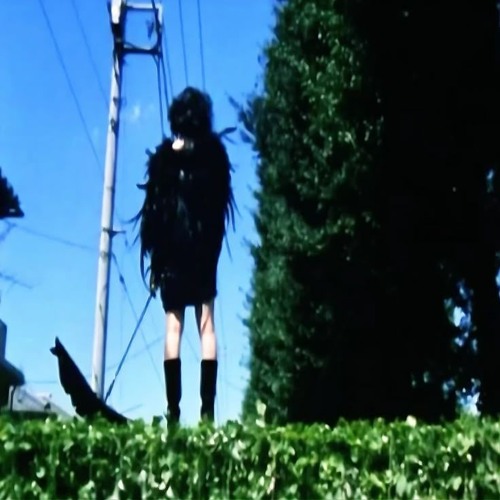 walking on me (feat. universe)