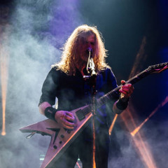 (02) Megadeth / Holy Wars / Live at Griffiss Air Force Base in New York 1999