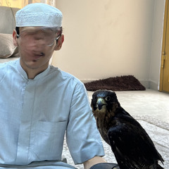 الصمت يرسم على وجهي 🚶🏻‍♂️