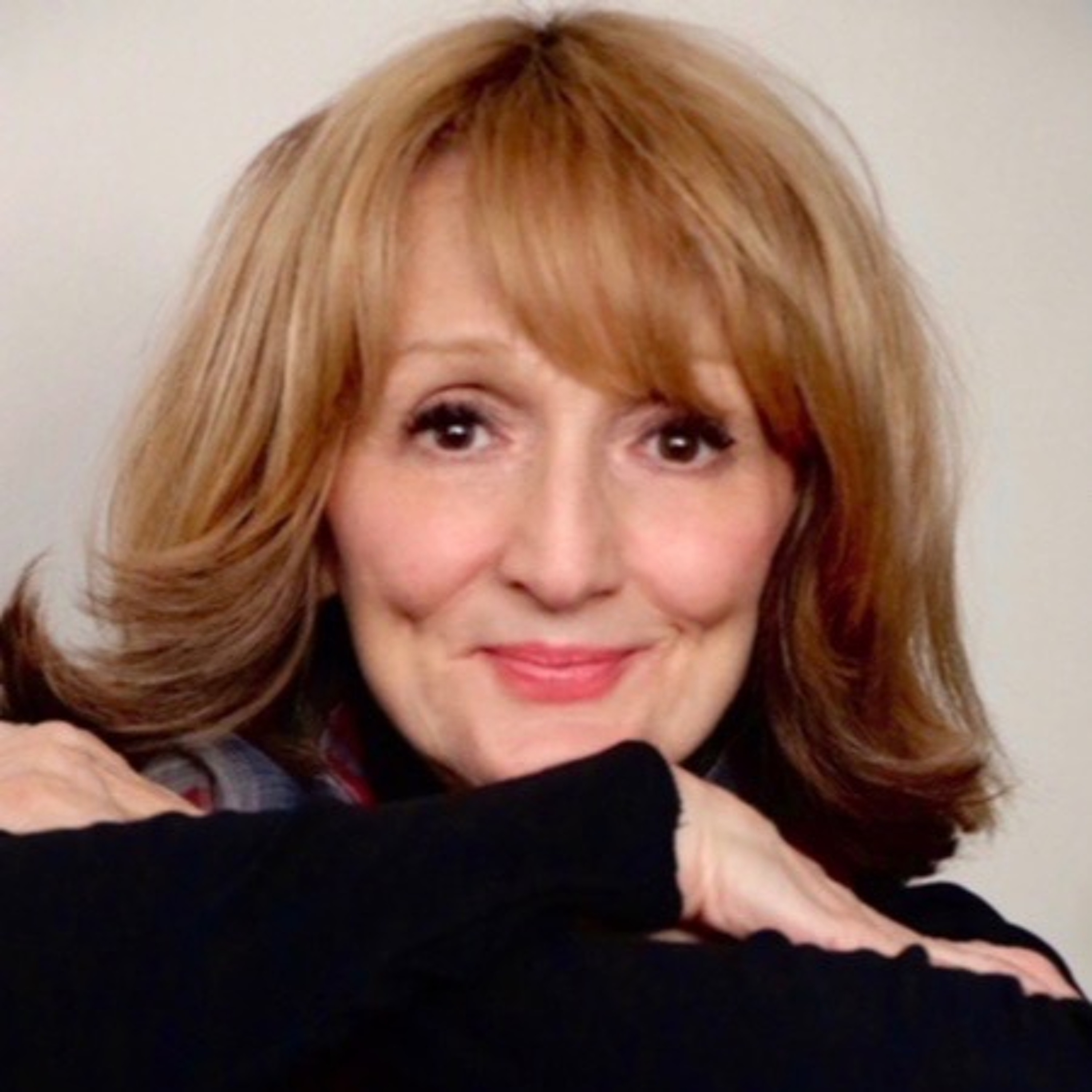 217. Author Lynnda Pollio on Consciousness and Listening episode artwork
