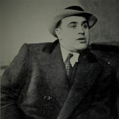 Al Capone - The Biography of a Self-Made Man