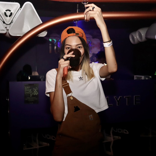 UKG at Blaqlyte Rover - Let them cook 3