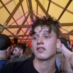 🕺