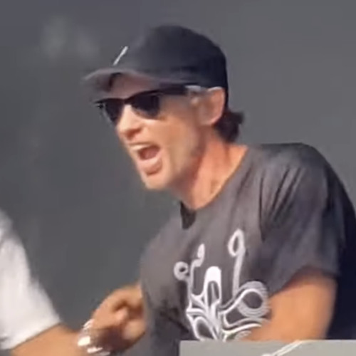 Tipper -“Can I get” ID