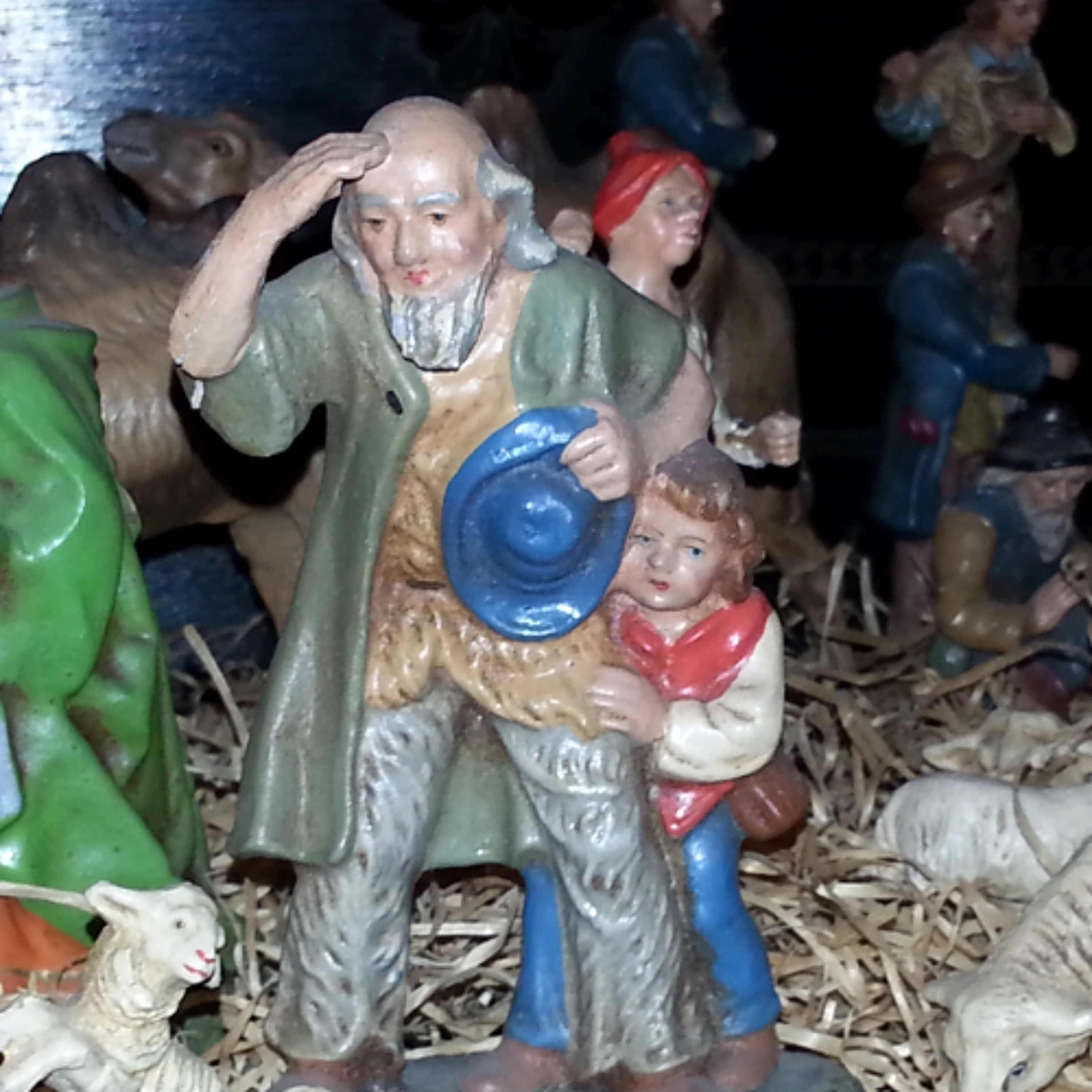 Vom Sperrmüll gerettet: Die besondere Weihnachtskrippe in Egeln