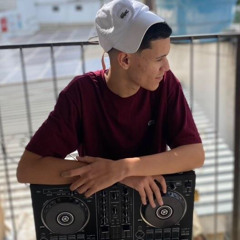 MTG - VAI DESCENDO PROS CRIA KKK BEAT SÉRIE GOLD [ DJ GAMBÁ & DJ LEOZINHO ]
